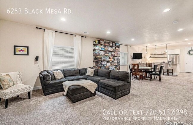 Building Photo - 6253 Black Mesa Rd