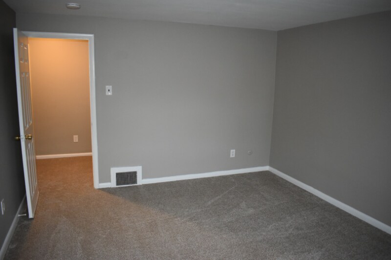 Building Photo - 2207 Delmar Dr