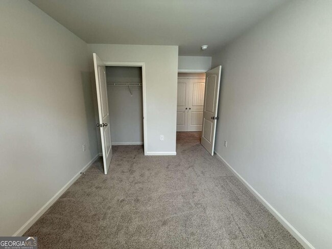 Building Photo - 1 Silverbell Ln NW