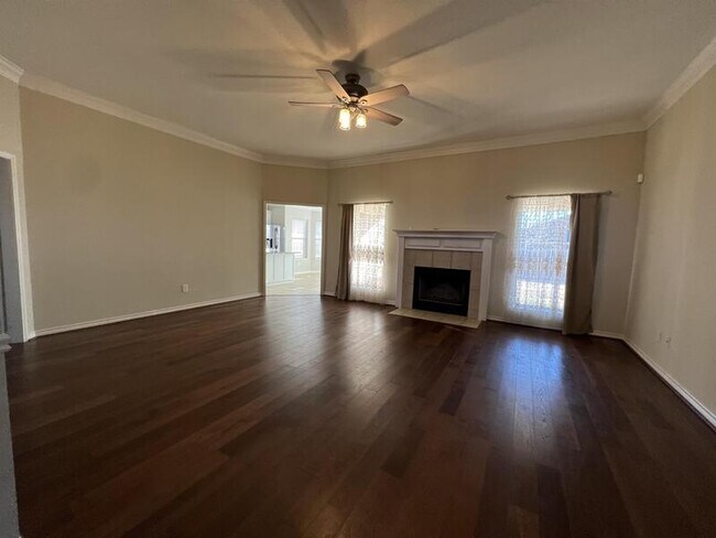 Building Photo - 6053 Laci Ln