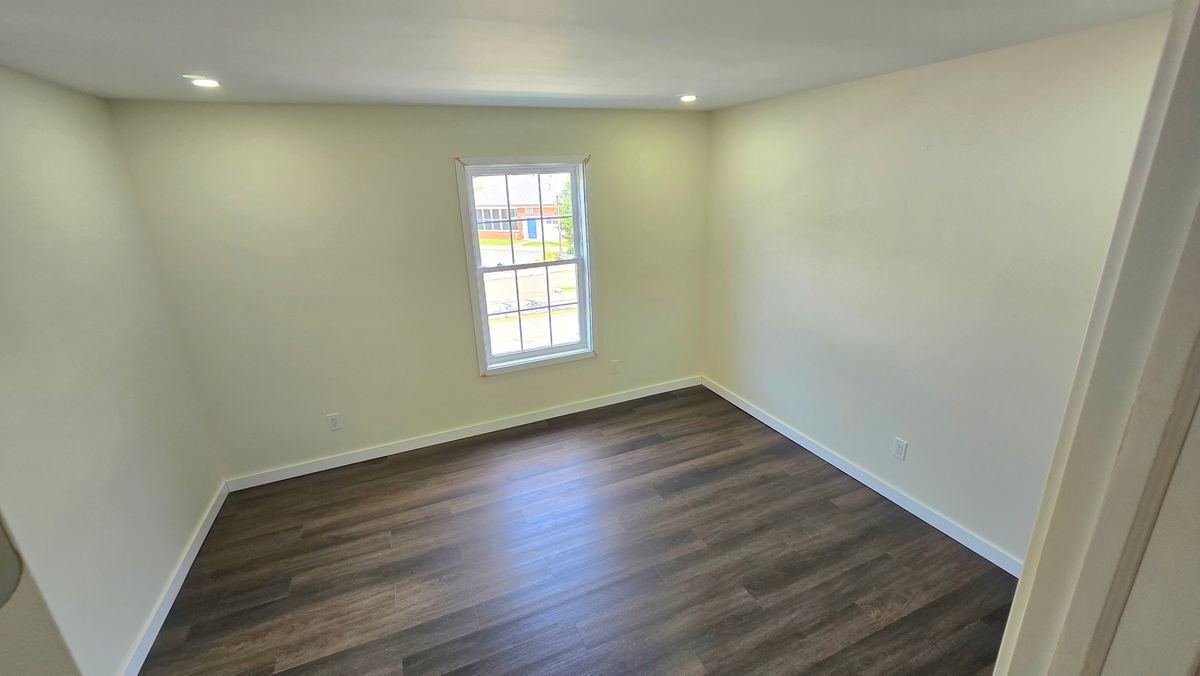 Building Photo - 33 Highland Ave