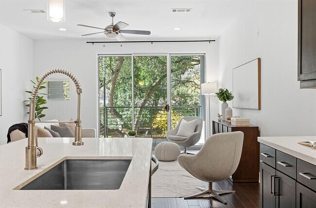 Building Photo - 2002 Glen Allen St