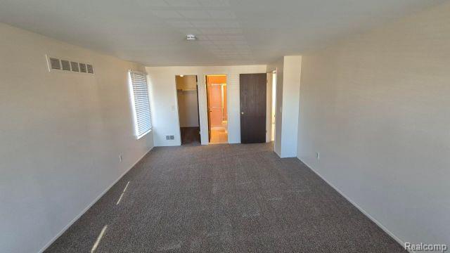 Building Photo - 42455 Bishop Rd