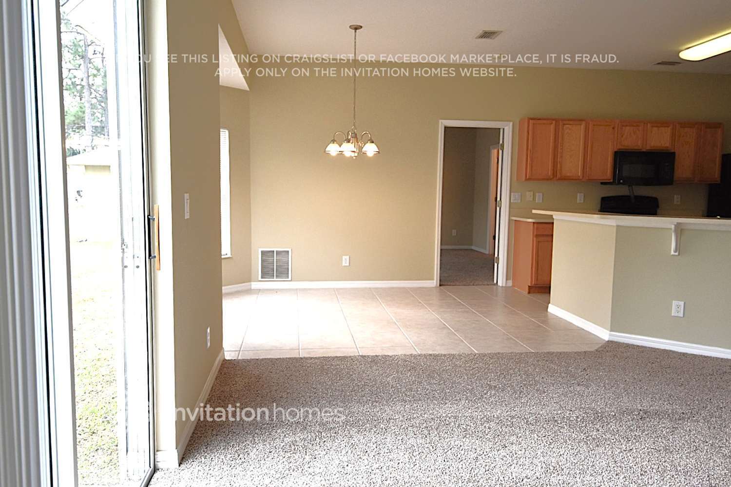 Building Photo - 1440 Kaslo Cir NW