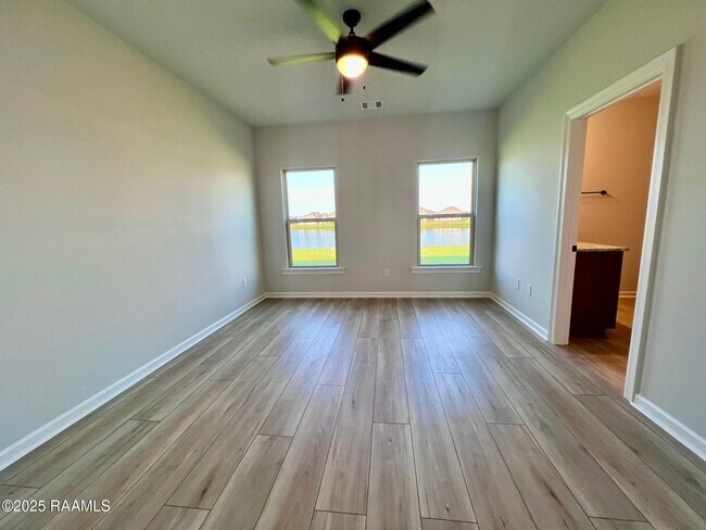 Building Photo - 131 Brattle Ct