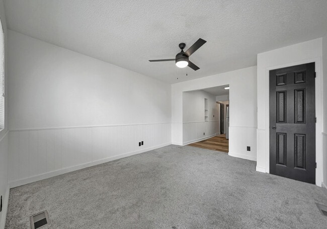 Building Photo - 1129 N 29th St