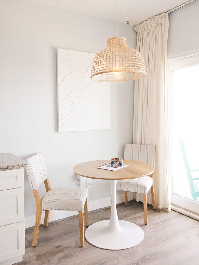 Building Photo - 703 Ocean Blvd