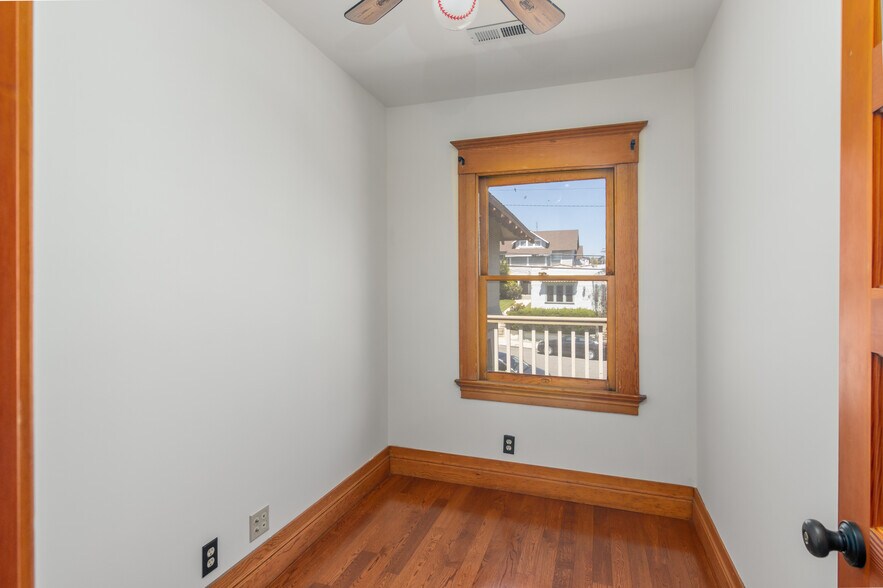 office - 847 E Kensington Rd