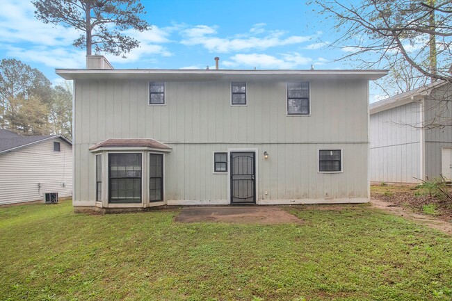 Building Photo - 3 bedroom 2 bathroom house