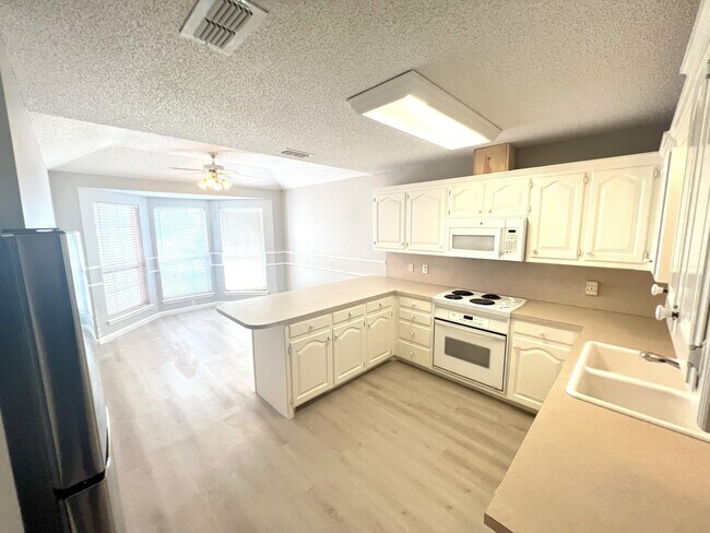 Building Photo - 2314 FM 41