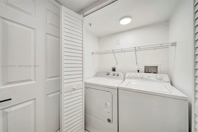 Building Photo - 15400 SW 284th St