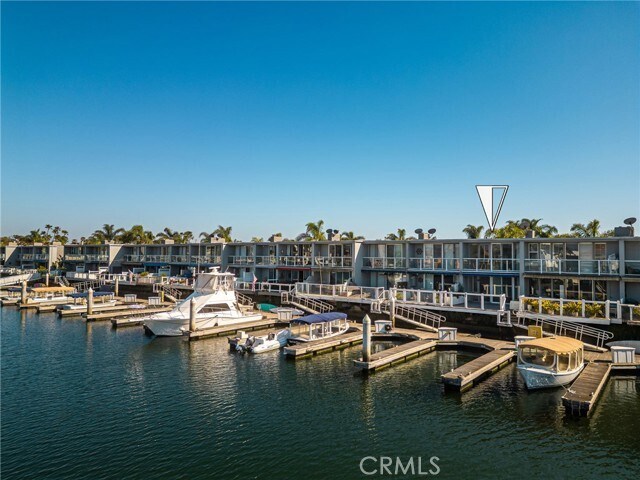 Building Photo - 3965 Aladdin Dr