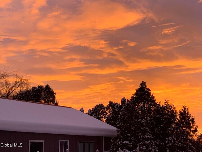 Building Photo - 260 Clark Rd