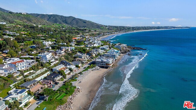 Building Photo - 31617 Broad Beach Rd