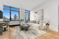 Building Photo - 49 E 34th St