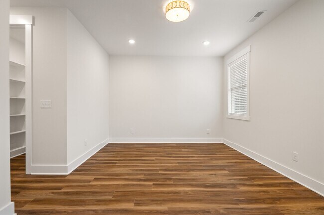 Building Photo - Newly Built 4-bedroom, 4-bathroom Home in Durham, NC