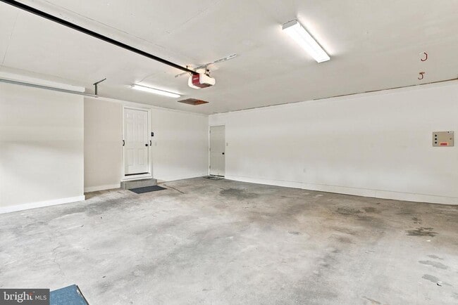 Building Photo - 11414 Bronzedale Dr