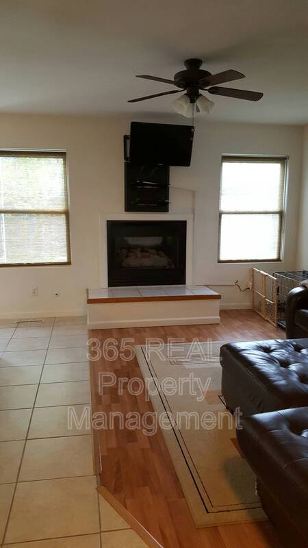 Building Photo - 110 N 49th Ave