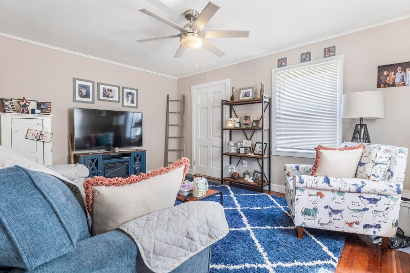 Building Photo - 91-93-93 Philbrick Ave