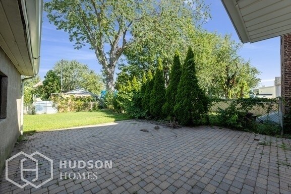 Building Photo - 54 E Clifton Ave