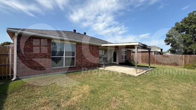 Building Photo - 114 Rio Grande Dr
