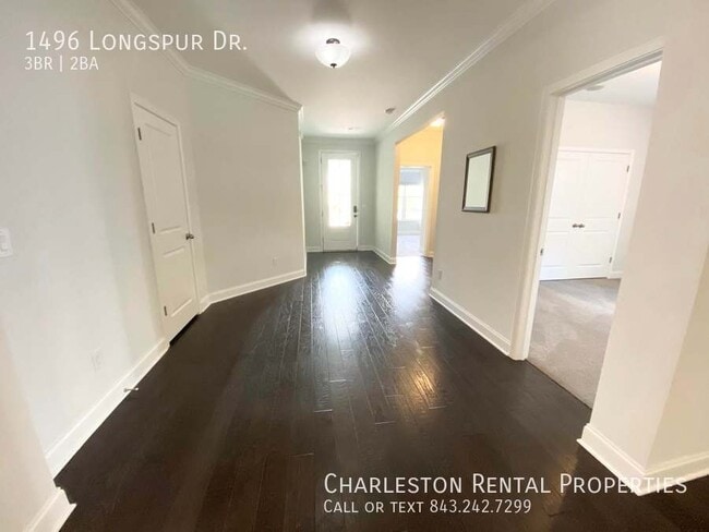 Building Photo - 1496 Longspur Dr