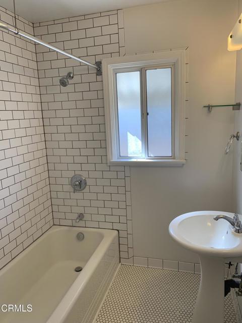 Building Photo - 1115 Neola St