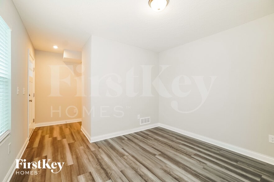 Building Photo - 1904 Ream Dr