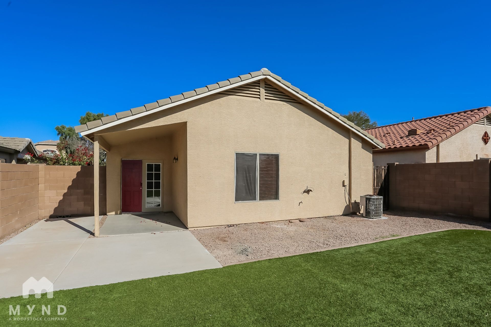 Building Photo - 41613 W Sunland Dr