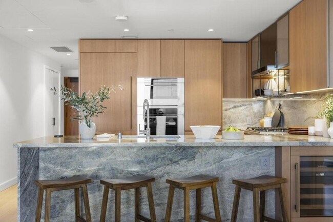 Building Photo - 1100 Ala Moana Blvd