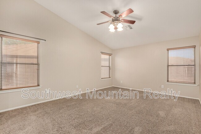 Building Photo - 29628 N Candlewood Dr