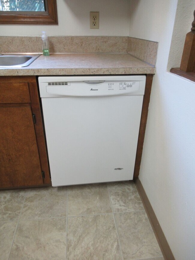 Building Photo - Two Bedroom Apartment by Bush Park