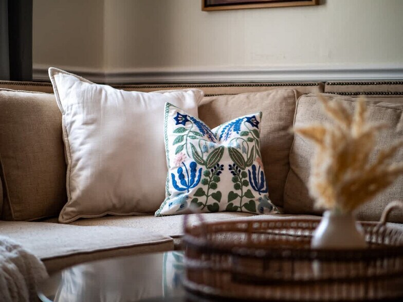 Building Photo - 122 Overlook Rd