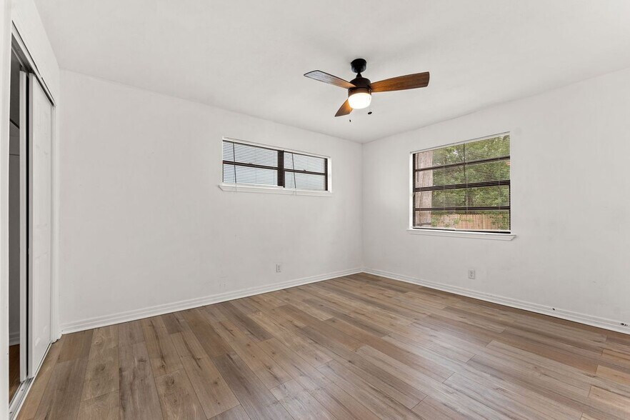 Building Photo - 5217 Witby Ave