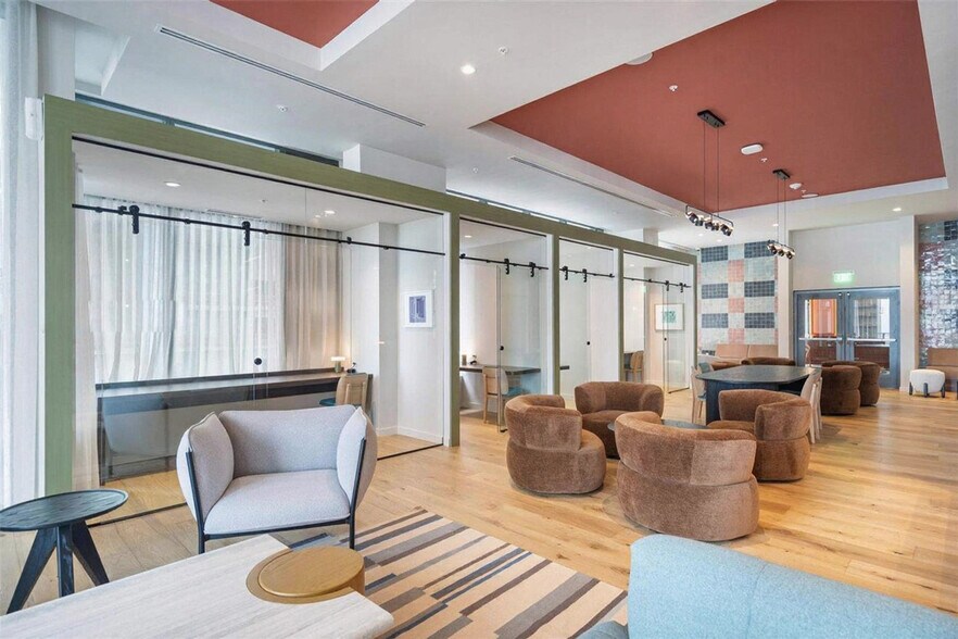 Building Photo - 11 NE 6th St