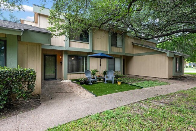 Building Photo - 9504 Quail Village Ln