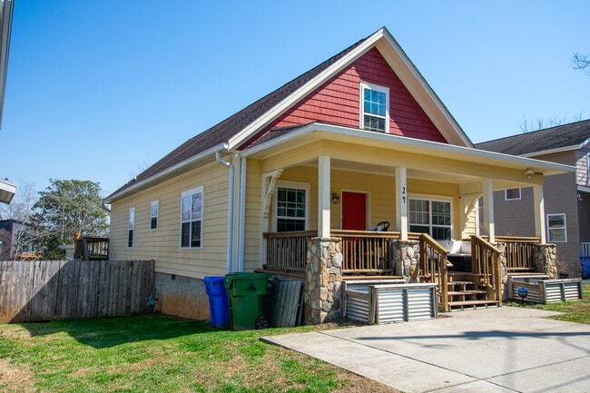 Building Photo - 24 Nevada Ave