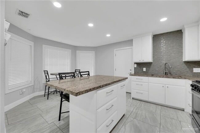 Building Photo - 21 N Missouri Ave