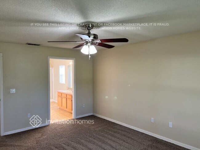 Building Photo - 1091 SW California Blvd