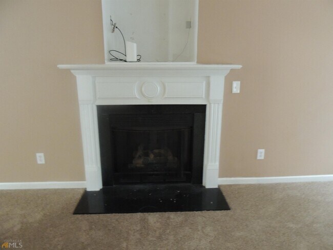 Building Photo - 2841 Walden Lake Bend
