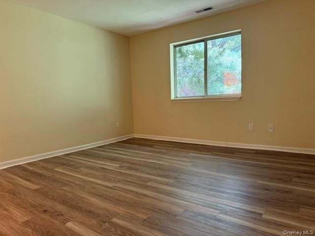 Building Photo - 276 Temple Hill Rd