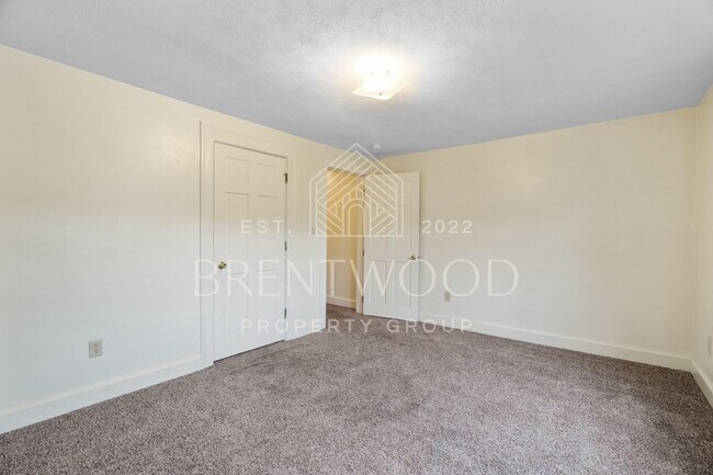 Building Photo - 2903 North Talbott Street