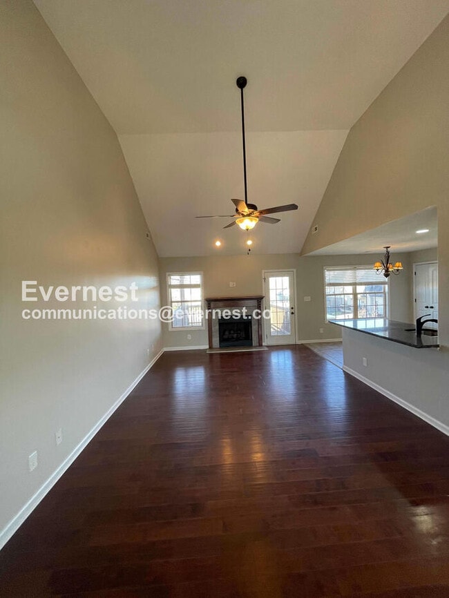 Building Photo - 3393 Wiser Dr