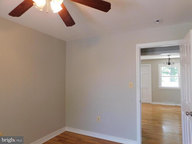 Building Photo - 2251 Senseny Rd