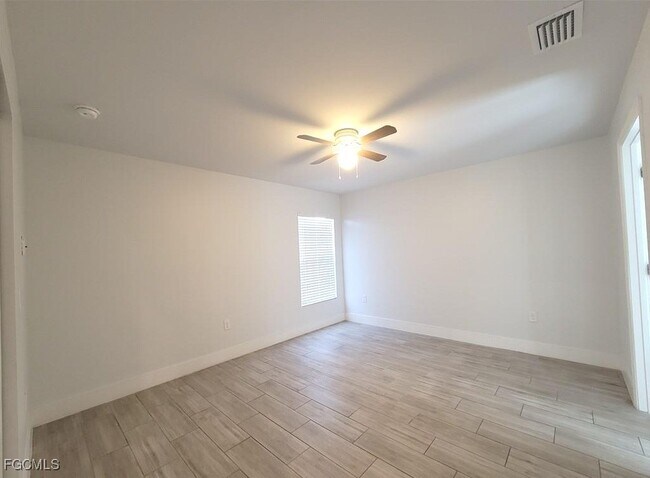 Building Photo - 309 SW 47th Terrace