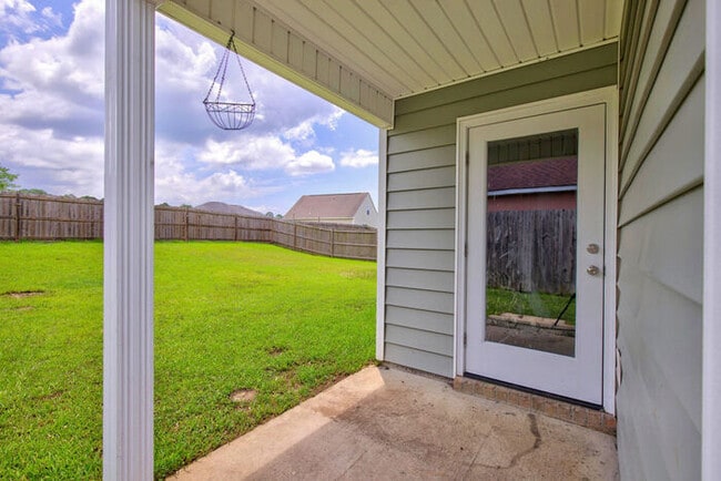 Building Photo - 13260 Willow Oak Cir