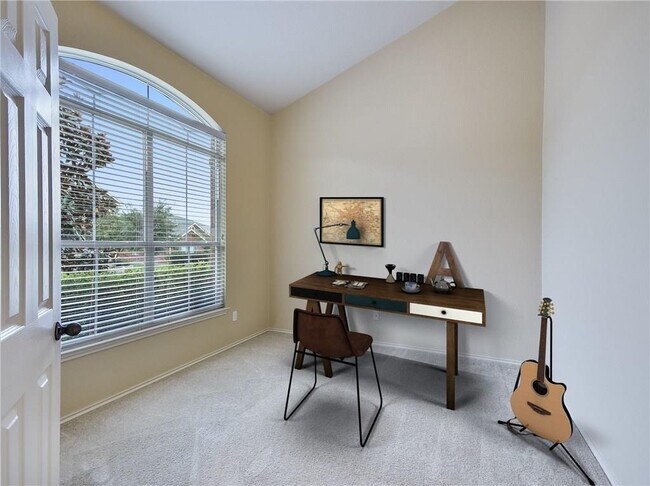 Building Photo - 1005 Big Spring Dr