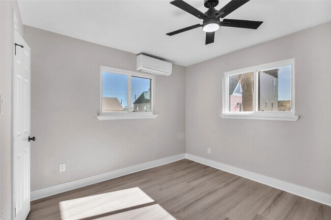 Building Photo - 2919 Avenue K
