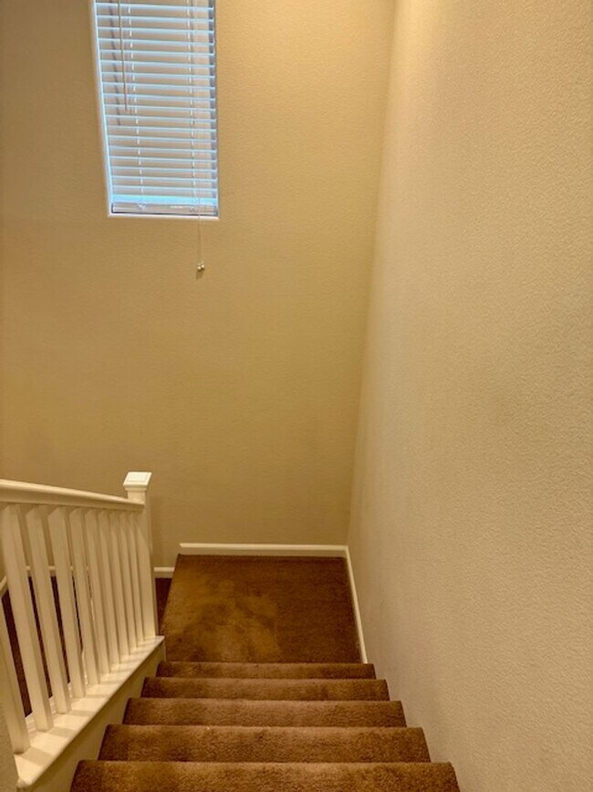 Building Photo - Beautiful two-story home in Inspirada with...