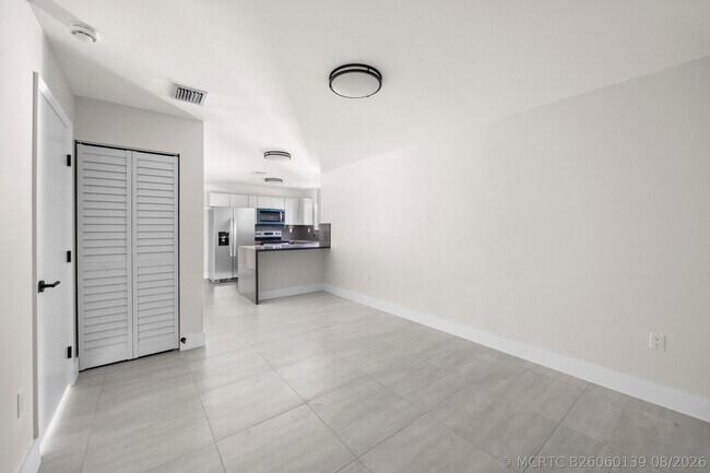 Building Photo - 1181 NW 66th St